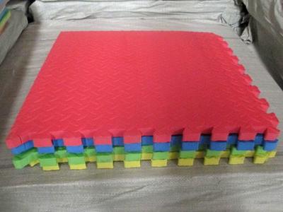 泡沫地墊價(jià)格行情與選購(gòu)指南——以河?xùn)|區(qū)鑫潤(rùn)塑膠制品廠為例